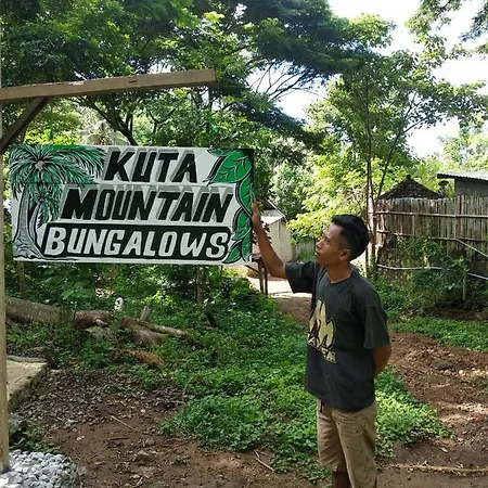 Kuta Mountain Bungalows Buitenkant foto